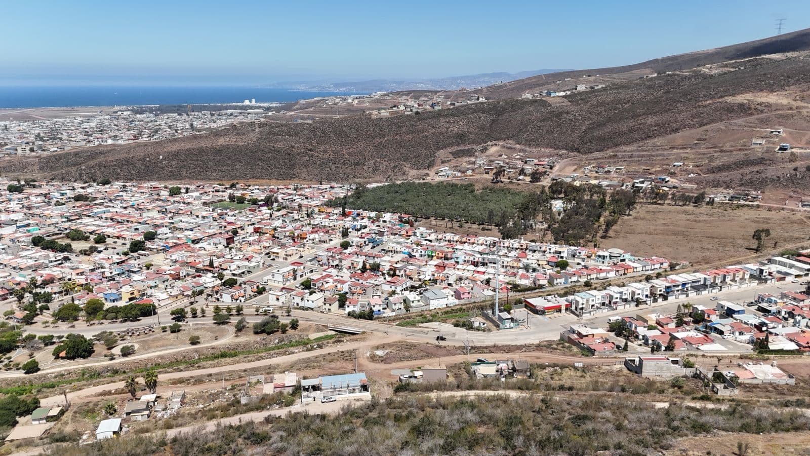 385 m² View Lot with Utilities — Ejido Chapultepec, Ensenada photo